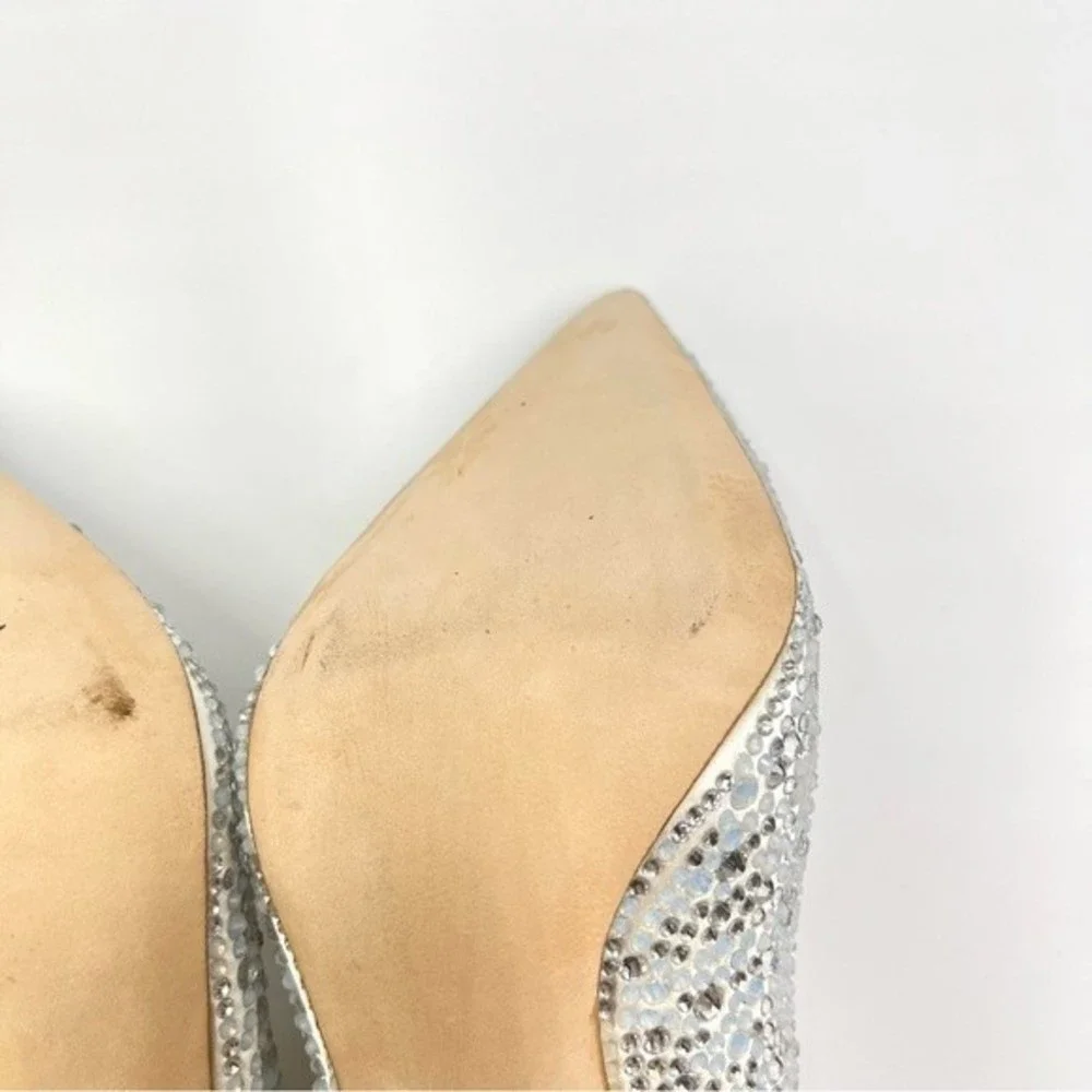 Badgley Mischka Size 8 Bethany Jeweled Stiletto White Satin‎ Pumps Heels Shoes